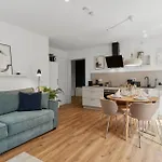 Stylisches Mit Terrasse & Kostenlosem Parkplatz Lage In Apartamento Bielefeld