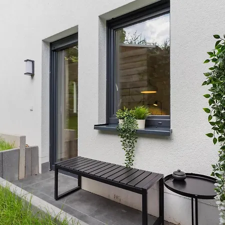 Apartamento Modernes Zentrum,parkplatz, Terrasse & Kontaktloser Check-in