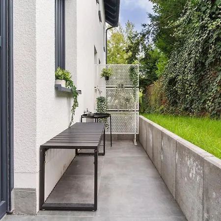 Modernes Zentrum,parkplatz, Terrasse & Kontaktloser Check-in Apartamento