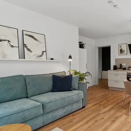 Stylisches Mit Terrasse&kostenlosem Parkplatz Lage In