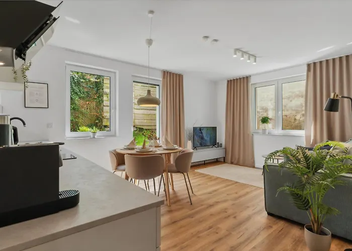 Stylisches Mit Terrasse & Kostenlosem Parkplatz Lage In Bielefeld